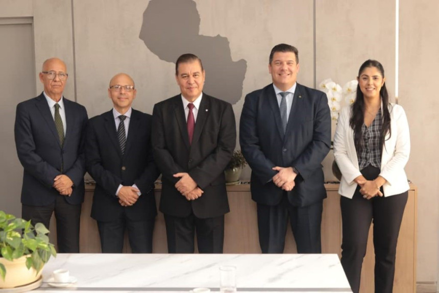 Directivos del Bureau Convenciones se reúnen con el Ministro de Turismo en el marco de acciones conjuntas